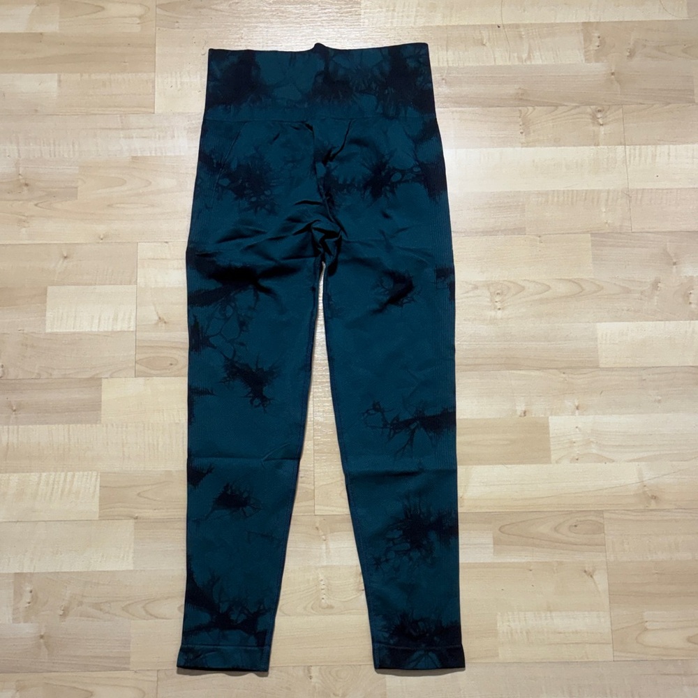 High-Waist Black Tie-Dye Leggings - Women NWOT